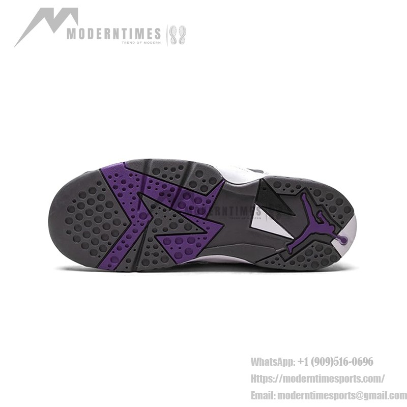 Air Jordan 7 Retro "Flint" DJ2778-100 - レトロハイカットスニーカー Air Jordan 7 Retro "Flint" DJ2778-100 ホワイト、グレー、パープルのハイカットバスケットボールシューズ