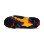 Air Jordan 7 Retro SE "Afrobeats" - レトロハイカットスニーカー Air Jordan 7 Retro SE "Afrobeats" DZ4729-200 ベージュとパープルのハイカットスニーカー
