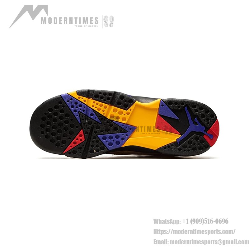 Air Jordan 7 Retro SE "Afrobeats" - レトロハイカットスニーカー Air Jordan 7 Retro SE "Afrobeats" DZ4729-200 ベージュとパープルのハイカットスニーカー