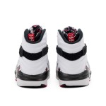 Air Jordan 8 Retro "Alternate" 305381-104 - レトロバスケットシューズ Air Jordan 8 Retro "Alternate" ホワイトとレッドのハイカットスニーカー