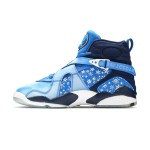 Air Jordan 8 Retro 'Snow Blizzard' 305368-400 - 冬のインスピレーションを受けたスニーカー Air Jordan 8 Retro 'Snow Blizzard' - 雪の結晶デザインの青いスニーカー