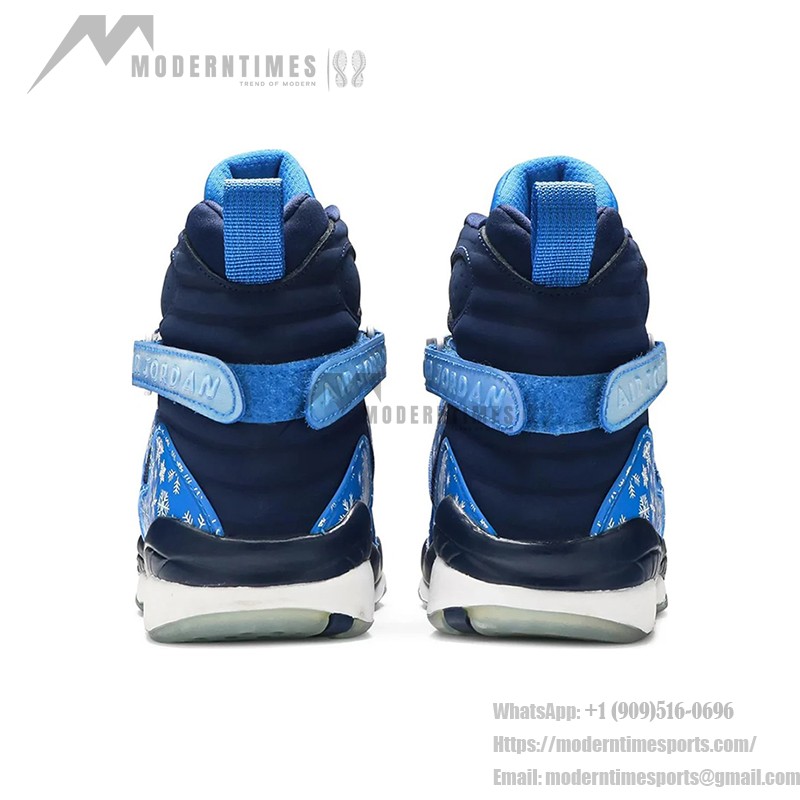 Air Jordan 8 Retro 'Snow Blizzard' 305368-400 - 冬のインスピレーションを受けたスニーカー Air Jordan 8 Retro 'Snow Blizzard' - 雪の結晶デザインの青いスニーカー