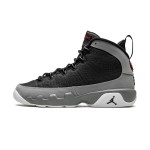 Air Jordan 9 GS 'Particle Grey' 302359-060 - スタイリッシュで快適なスニーカー Air Jordan 9 GS 'Particle Grey' - ブラックとグレーのクラシックスニーカー