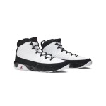 Air Jordan 9 Retro OG "Space Jam" 302370-112 Air Jordan 9 Retro OG "Space Jam" クラシックなホワイト&ブラックバスケットボールスニーカー