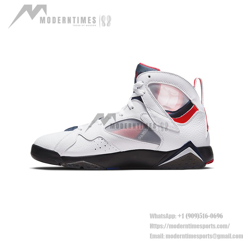 Air Jordan 7 Retro Trainer "White" - ハイカットバスケットボールシューズ Air Jordan 7 Retro Trainer "White" CZ0789-105 ホワイトハイカットシューズ レッドとブルーのアクセント