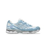 Asics Gel-NYC – レトロ感と機能性の融合 Asics Gel-NYC クリーム アークティックスカイ 1203A383-107 横からの写真
