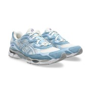 Asics Gel-NYC クリーム アークティックスカイ 1203A383-107 – メッシュ＆スエードのレトロランニングシューズ