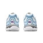 Asics Gel-NYC – レトロ感と機能性の融合 Asics Gel-NYC クリーム アークティックスカイ 1203A383-107 横からの写真