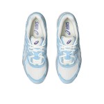 Asics Gel-NYC – レトロ感と機能性の融合 Asics Gel-NYC クリーム アークティックスカイ 1203A383-107 横からの写真