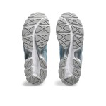 Asics Gel-NYC – レトロ感と機能性の融合 Asics Gel-NYC クリーム アークティックスカイ 1203A383-107 横からの写真