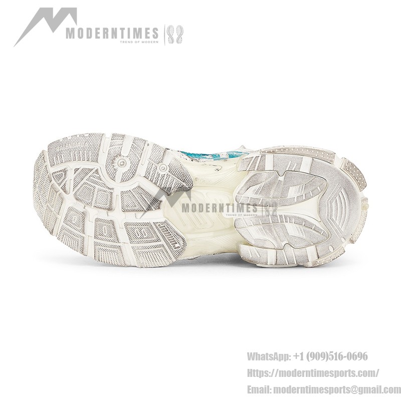 Balenciaga Runner Kith Four.Color 7.0 - Bold Graffiti Design and Distressed Look for Street Style Balenciaga Runner Kith Four.Color 7.0 - Distressed Sneakers with Graffiti Design for Street Style