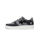 BAPE STA Low ブラック&グレー パテントレザー スニーカー 1H20191046-BLK ホワイトソールのBAPE STA Low ブラック&グレー パテントレザー スニーカー