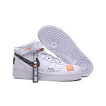 Nike Air Force 1 Mid BQ6474-100 - 足首ストラップ付きのJust Do Itホワイトエディション Nike Air Force 1 Mid BQ6474-100 - Just Do Itグラフィックを施した白いスニーカー