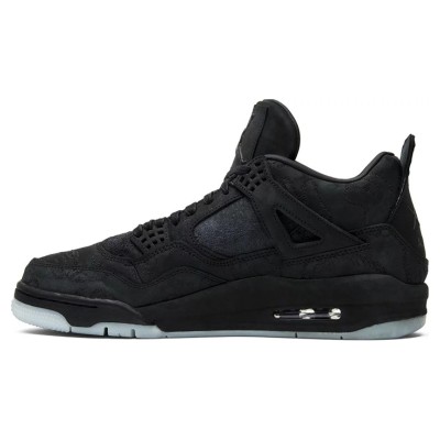 KAWS x エアジョーダン 4 レトロ "ブラック" 930155-001 - 限定版コラボレーション