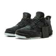 KAWS x エアジョーダン 4 レトロ "ブラック" 930155-001 - 限定版コラボレーション
