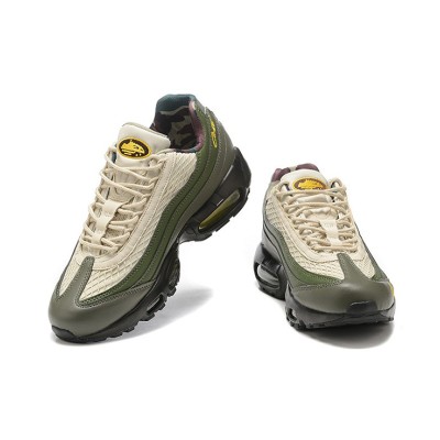 Corteiz × Nike Air Max 95「Sequoia」FB2709-300 | アイコニックなストリートウェアスニーカー