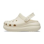 Crocsクラシッククラッシュクロッグ 'ボーン' 207521-2Y2 Crocsクラシッククラッシュクロッグ 'ボーン' 207521-2Y2 - クラシックなボーンホワイトで快適さを向上