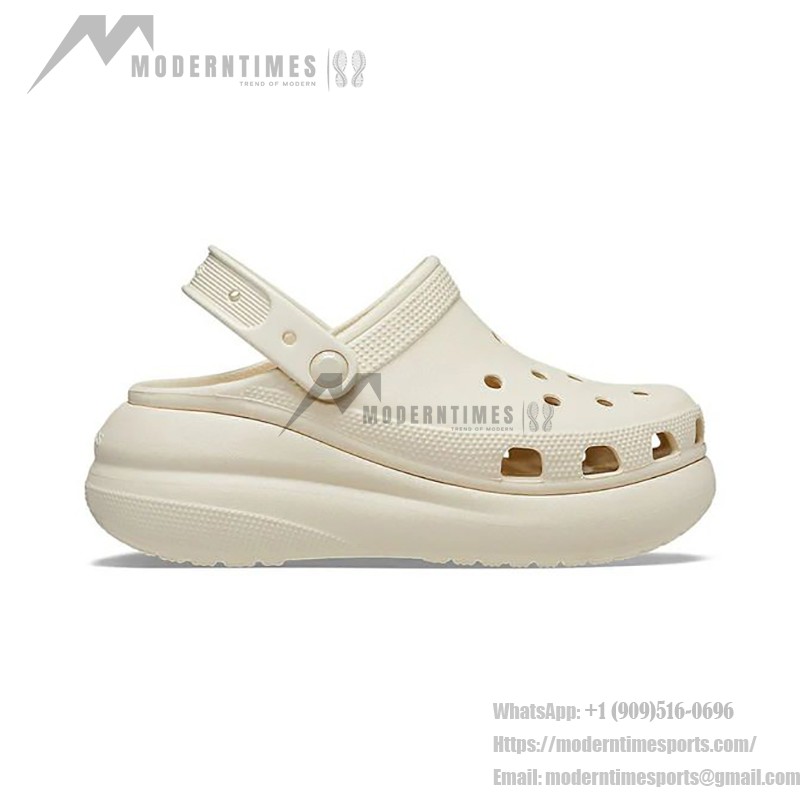 Crocsクラシッククラッシュクロッグ 'ボーン' 207521-2Y2 Crocsクラシッククラッシュクロッグ 'ボーン' 207521-2Y2 - クラシックなボーンホワイトで快適さを向上