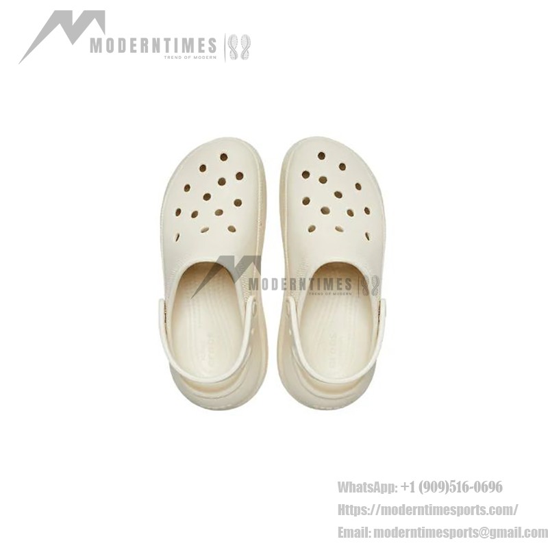 Crocsクラシッククラッシュクロッグ 'ボーン' 207521-2Y2 Crocsクラシッククラッシュクロッグ 'ボーン' 207521-2Y2 - クラシックなボーンホワイトで快適さを向上