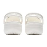 Crocsクラシッククラウズレトロビーチシューズホワイト206750-100 Crocsクラシッククラウズレトロビーチシューズホワイト206750-100 - 軽量で快適な夏の必需品
