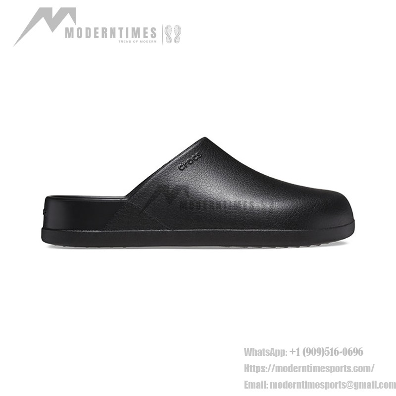 Crocs Dylan Clog Black 209366-001 Crocs Dylan Clog Black 209366-001 - Sleek and Comfortable