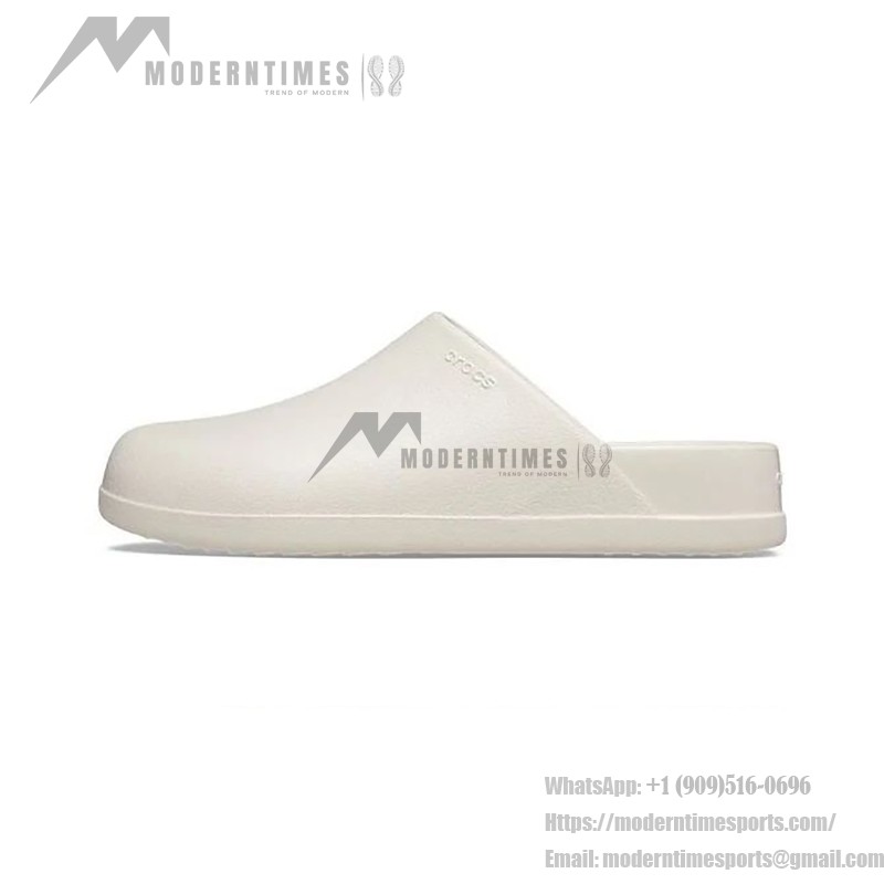 Crocs Dylan Clog Stucco 209366-160 Crocs Dylan Clog Stucco 209366-160 - Stylish and Comfortable Everyday Footwear