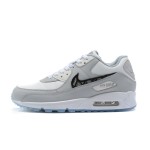 Nike Air Max 90 - ライトグレー&チェック柄スウッシュ Nike Air Max 90 CN8607-002 チェック柄スウッシュのライトグレースニーカー