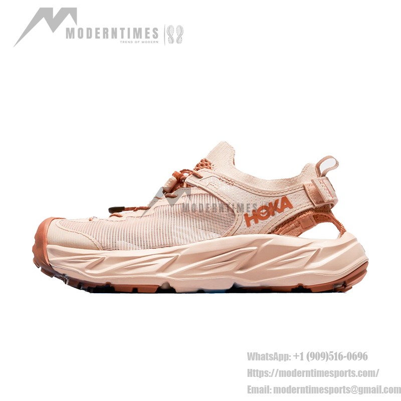 HOKA ONE ONE Hopara 2 サンダル - 軽量で通気性の高いハイキングフットウェア HOKA ONE ONE Hopara 2 1147670-CMCD アウトドアサンダル - クリームとシダーの多地形対応シューズ