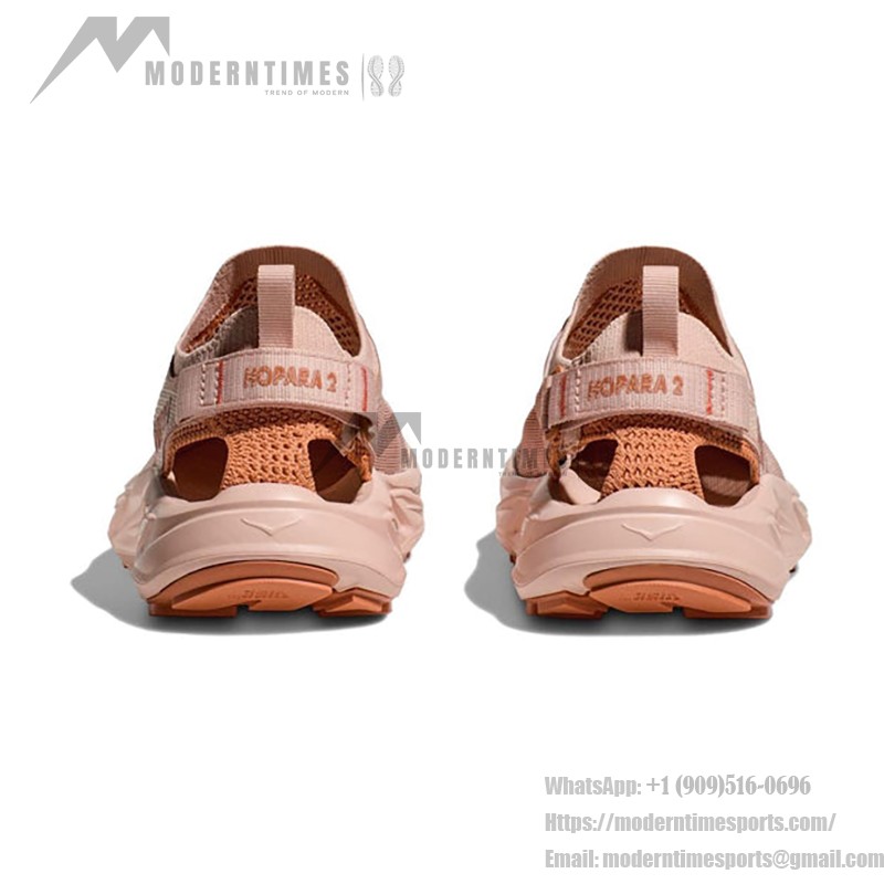 HOKA ONE ONE Hopara 2 サンダル - 軽量で通気性の高いハイキングフットウェア HOKA ONE ONE Hopara 2 1147670-CMCD アウトドアサンダル - クリームとシダーの多地形対応シューズ