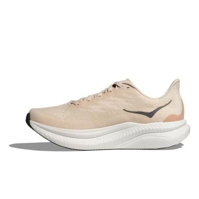 HOKA ONE ONE Mach 6 1147810-EGV ランニングシューズ | エッグノッグ＆バニラ 軽量クッションシューズ | 高性能で快適なスポーツシューズ