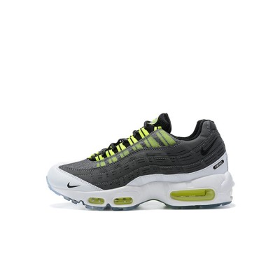 革新的デザイン：Kim Jones x Nike Air Max 95 DD1871-002 グリーンライトニングスニーカー - スタイルと快適さの融合