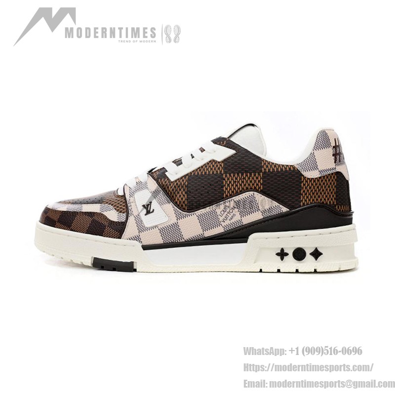 Louis Vuitton 1AAST7 メンズ LV トレーナースニーカー Louis Vuitton LV トレーナースニーカー - クラシックなダミエデザイン