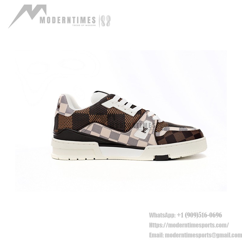 Louis Vuitton 1AAST7 メンズ LV トレーナースニーカー Louis Vuitton LV トレーナースニーカー - クラシックなダミエデザイン