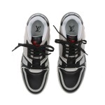Louis Vuitton LV トレーナー スニーカー ロー 1A54H5 Louis Vuitton LV トレーナー スニーカー ロー 1A54H5 - 高級ブラックグレーレザースニーカー
