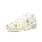 Louis Vuitton LV トレーナー 村上隆 ホワイト 1AHEKG Louis Vuitton LV トレーナー 村上隆 ホワイト 1AHEKG - 限定版刺繍スニーカー
