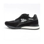 Louis Vuitton ランアウェイ スニーカー ブラック 1A8MCK Louis Vuitton ランアウェイ スニーカー ブラック 1A8MCK - 高級スエードレザーランニングシューズ
