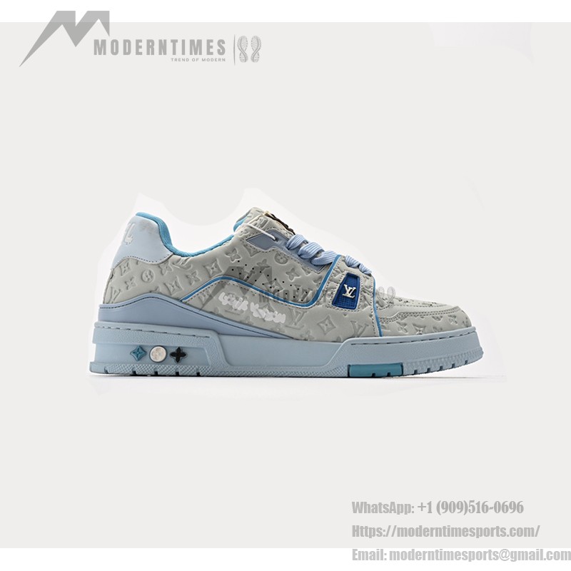 Louis Vuitton トレイルスニーカー ロー ブルーグレー 1ACRY7 Louis Vuitton トレイルスニーカー ロー ブルーグレー 1ACRY7 - 高級モノグラムエンボススニーカー