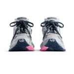 Balenciaga レディース ランナー スニーカー - ストリートスタイルに最適な快適さと未来的デザイン Balenciaga レディース ランナー スニーカー - 未来的なマルチカラーデザイン