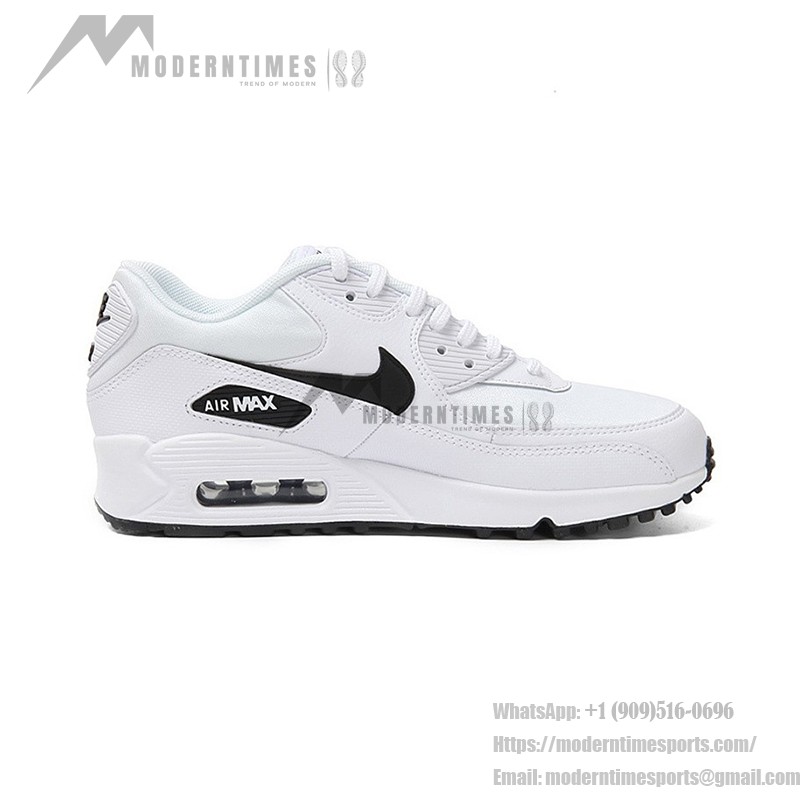 Nike Air Max 90 Essential 'ホワイト/ブラック' 325213-131 - クリーンなデザインと優れた快適さ Nike Air Max 90 Essential 'ホワイト/ブラック' 325213-131 - クリーンなホワイトスニーカーとブラックアクセント