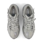 New Balance 1906A レトロランニングシューズ(グレー & シルバー) New Balance 1906A "Grey Silver Metallic" レトロランニングシューズ