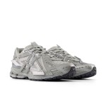 New Balance 1906A レトロランニングシューズ(グレー & シルバー) New Balance 1906A "Grey Silver Metallic" レトロランニングシューズ