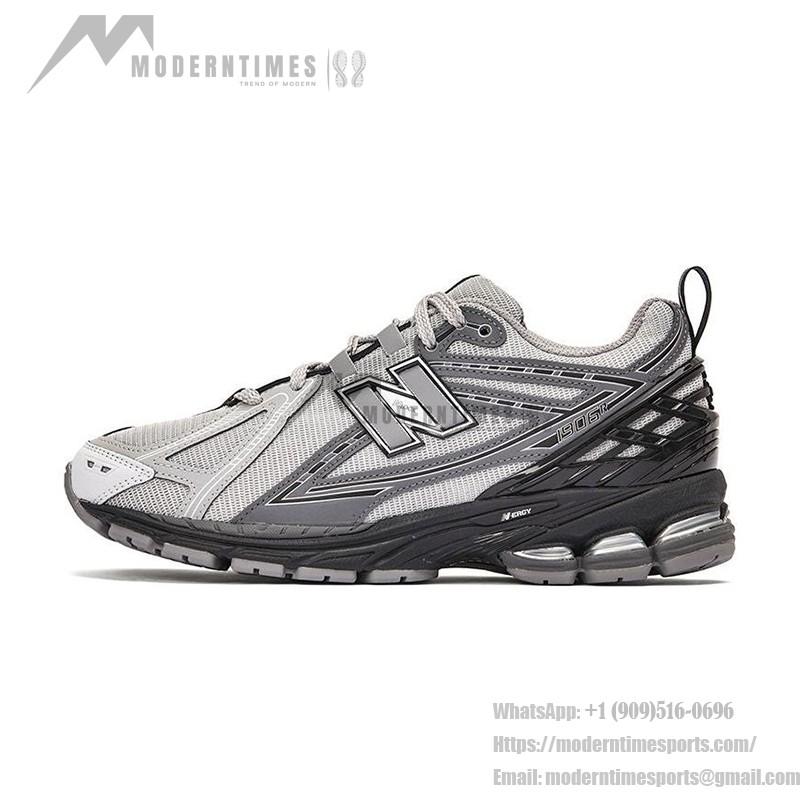 New Balance 1906R グレー ブラック レトロ スニーカー New Balance 1906R グレー ブラック M1906RHA レトロ ランニングシューズ