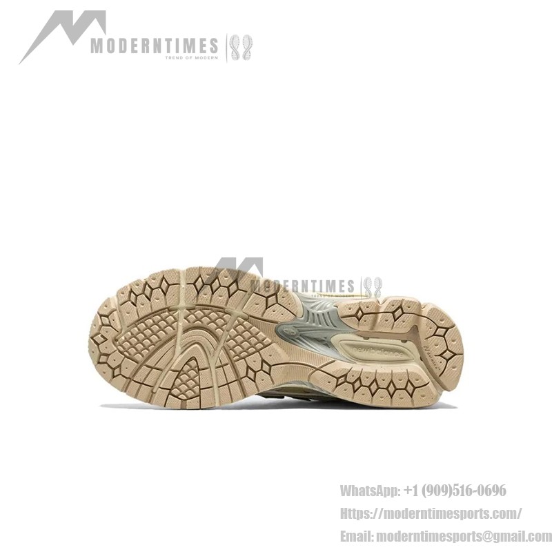 New Balance 1906R Lunar New Year M1906NLY – エレガントなレトロランニングスニーカー New Balance 1906R Lunar New Year M1906NLY ゴールドアクセント付きレトロランニングシューズ