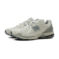 New Balance 1906R "Moonbeam Rain Cloud" レトロランニングシューズ M1906RD | ホワイトグレーのミニマルスニーカー | ユニセックス