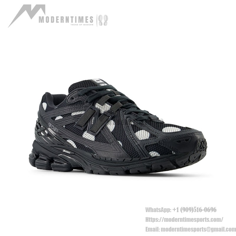 New Balance 1906R ブラックポルカドットレトロランニングシューズ New Balance 1906R "Polka Dot Phantom" ブラックレトロランニングシューズ