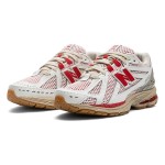 New Balance 1906R レトロランニングシューズ(ホワイト & レッド) New Balance 1906R "Sea Salt True Red" レトロランニングシューズ