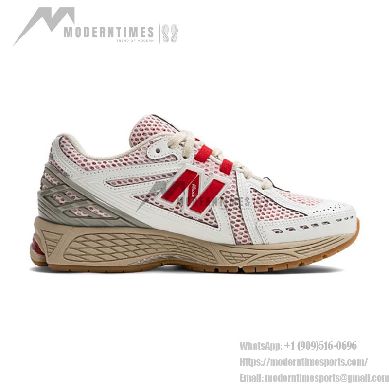 New Balance 1906R レトロランニングシューズ(ホワイト & レッド) New Balance 1906R "Sea Salt True Red" レトロランニングシューズ