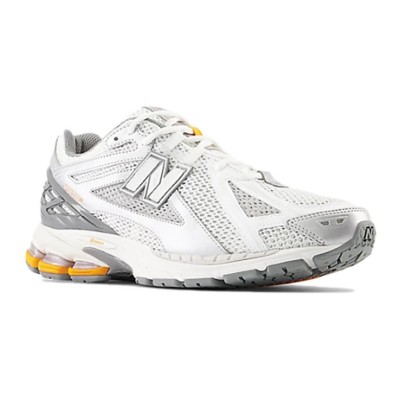 New Balance 1906R ホワイトシルバーオレンジ レトロ ランニングシューズ M1906RWM - 軽量・通気性・耐久性スニーカー