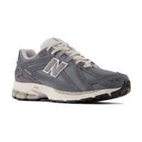 New Balance 1906R チタングレー レトロ ランニングシューズ M1906RV - クラシック、スタイリッシュ & 通気性スニーカー