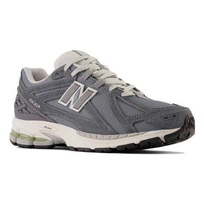 New Balance 1906R チタングレー レトロ ランニングシューズ M1906RV - クラシック、スタイリッシュ & 通気性スニーカー